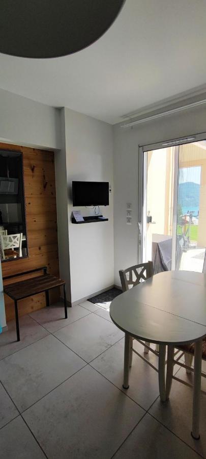 Chambre 2 Vue Lac Av Piscine Prunières Eksteriør bilde